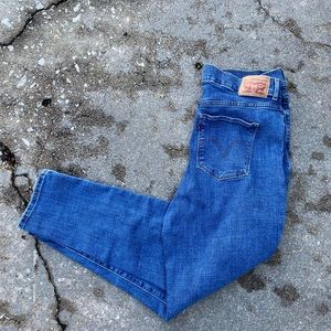 Levi’s Classic Crop Women’s Jeans Sz 30(women’s 8)